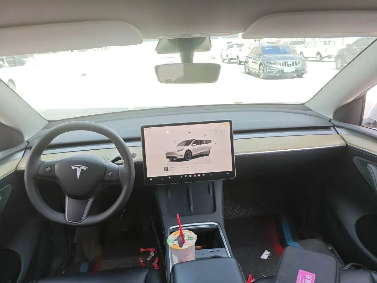 2022 Tesla Model Y BEV 60KWH,autocango,china used car exporter,china ev exporter,chinese used car exporter,chinese used ev exporter