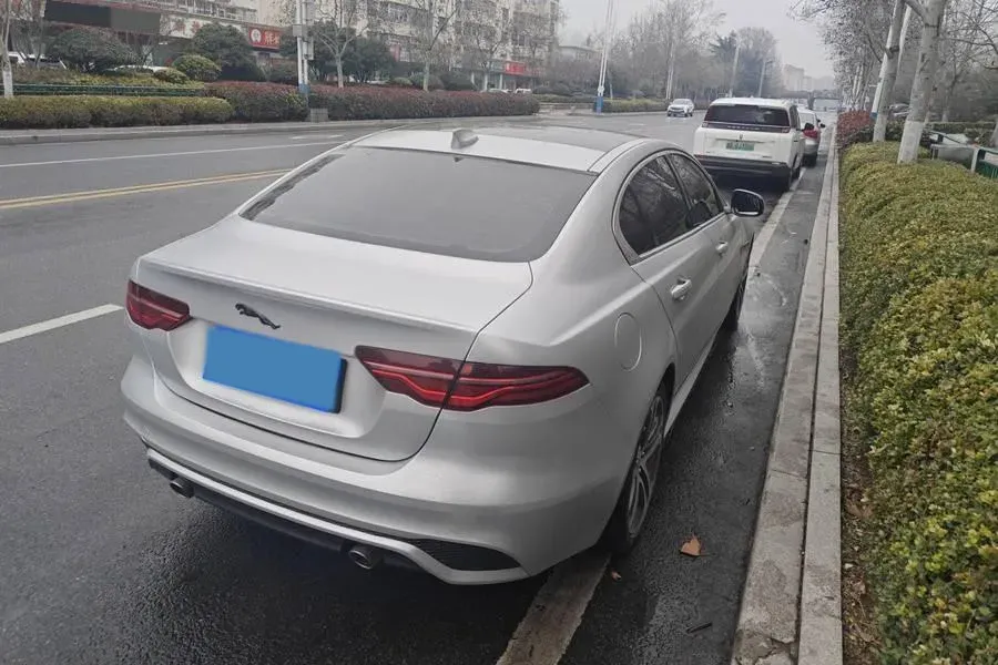 2021 Jaguar XEL 2.0T 250HP L4 8AT,autocango,china used car exporter,china ev exporter,chinese used car exporter,chinese used ev exporter