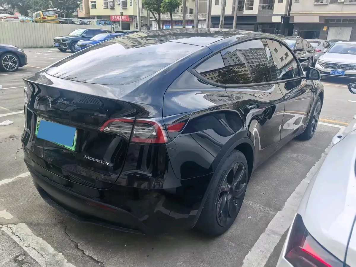 2022 Tesla Model Y BEV 60KWH,autocango,china used car exporter,china ev exporter,chinese used car exporter,chinese used ev exporter