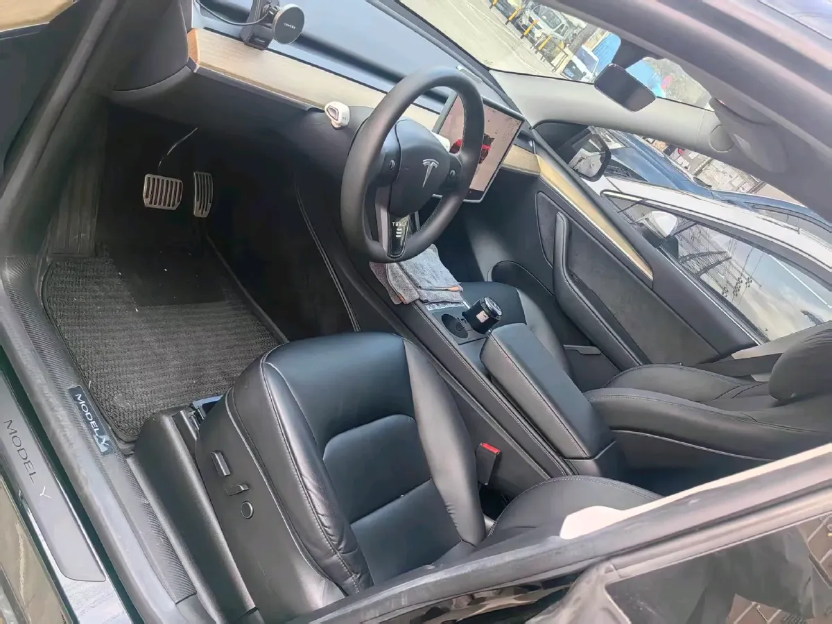 2022 Tesla Model Y BEV 60KWH,autocango,china used car exporter,china ev exporter,chinese used car exporter,chinese used ev exporter