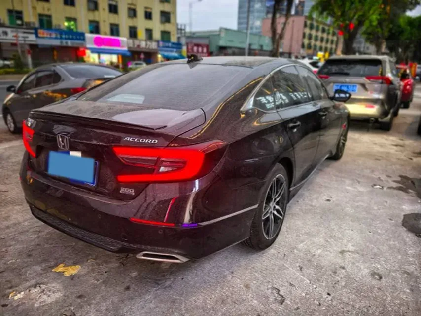 2022 Honda Accord 1.5T 194HP L4 CVT,autocango,china used car exporter,china ev exporter,chinese used car exporter,chinese used ev exporter