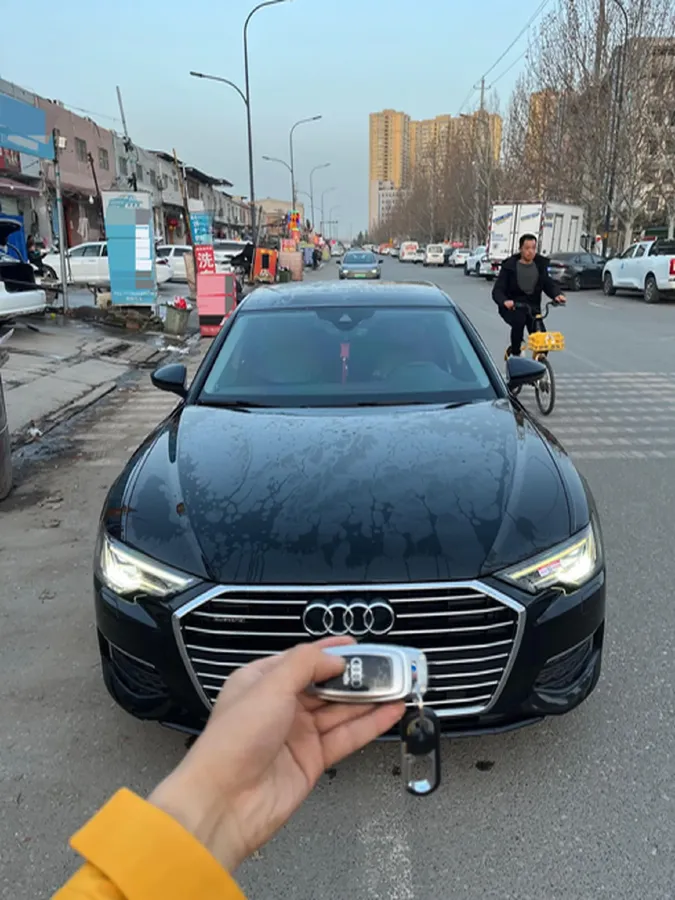 2020 Audi A6L 2.0T 224HP L4 7DCT,autocango,china used car exporter,china ev exporter,chinese used car exporter,chinese used ev exporter