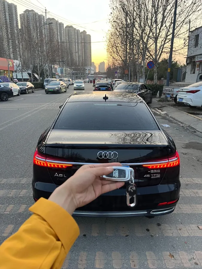 2020 Audi A6L 2.0T 224HP L4 7DCT,autocango,china used car exporter,china ev exporter,chinese used car exporter,chinese used ev exporter