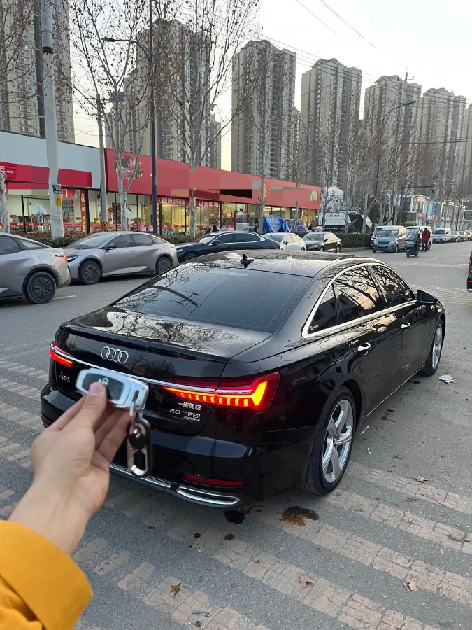 2020 Audi A6L 2.0T 224HP L4 7DCT,autocango,china used car exporter,china ev exporter,chinese used car exporter,chinese used ev exporter