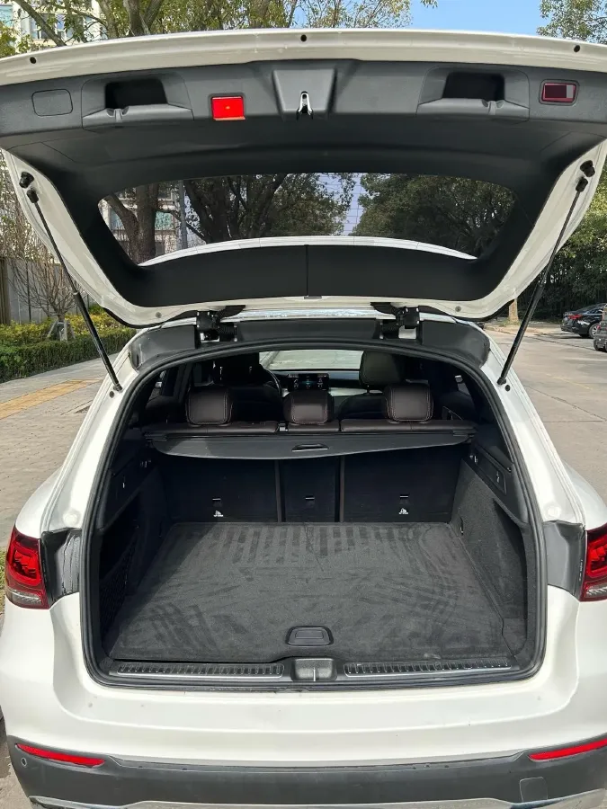 2020 Mercedes-Benz GLC Class 2.0T 197HP L4 9AT,autocango,china used car exporter,china ev exporter,chinese used car exporter,chinese used ev exporter