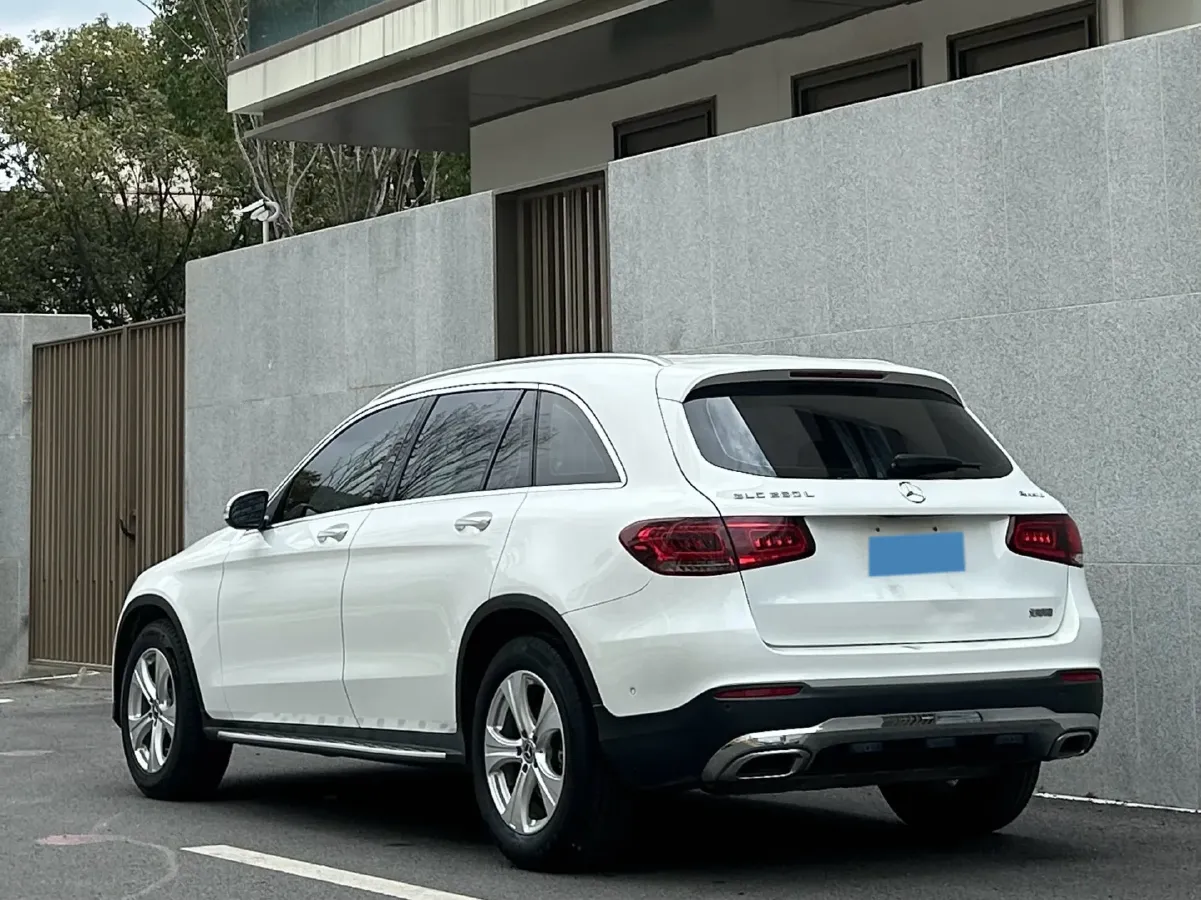 2020 Mercedes-Benz GLC Class 2.0T 197HP L4 9AT,autocango,china used car exporter,china ev exporter,chinese used car exporter,chinese used ev exporter