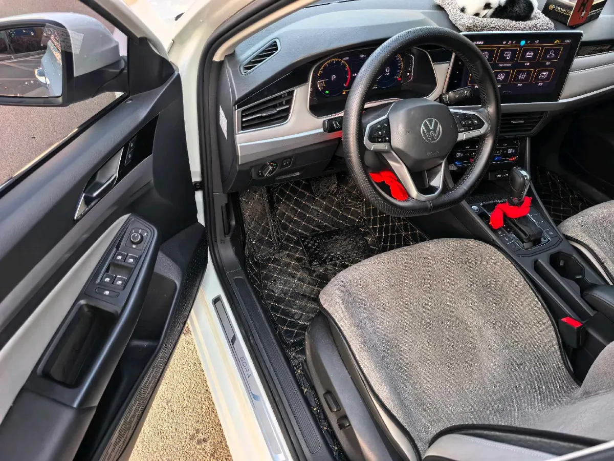 2025 Volkswagen Bora 1.5T 160HP L4 7DCT,autocango,china used car exporter,china ev exporter,chinese used car exporter,chinese used ev exporter