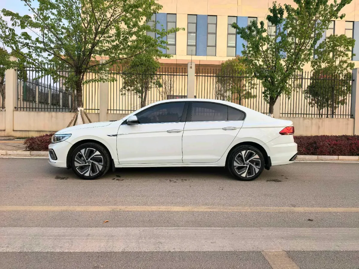 2025 Volkswagen Bora 1.5T 160HP L4 7DCT,autocango,china used car exporter,china ev exporter,chinese used car exporter,chinese used ev exporter