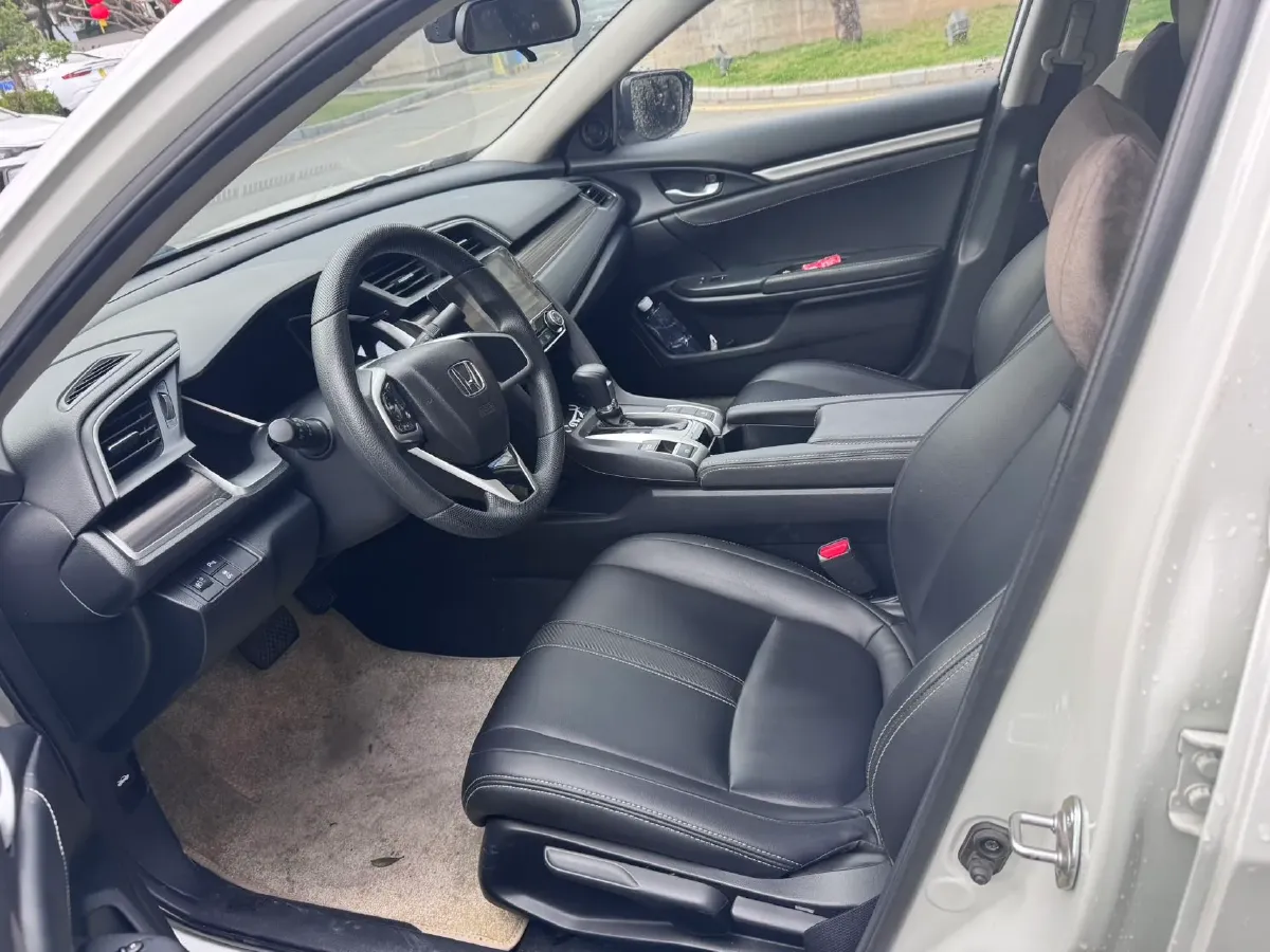 2019 Honda Civic 1.5T 177HP L4 CVT,autocango,china used car exporter,china ev exporter,chinese used car exporter,chinese used ev exporter
