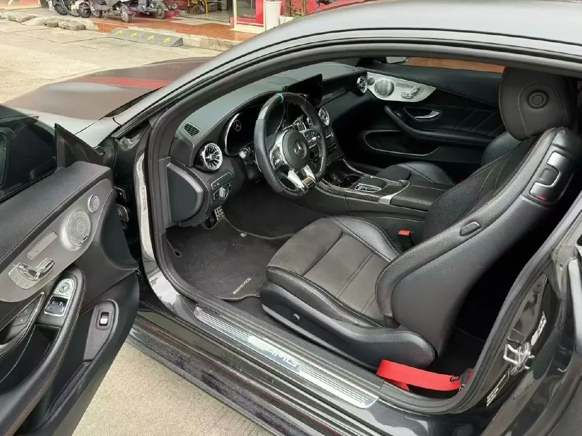 2019 Mercedes-Benz C AMG 3.0T 390HP V6 9AT,autocango,china used car exporter,china ev exporter,chinese used car exporter,chinese used ev exporter