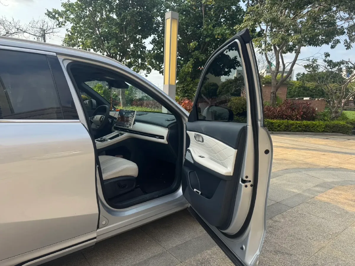 2025 BYD Sea Lion 05 DM-i 1.5L 101HP L4 E-CVT PHEV 18.3KWH,autocango,china used car exporter,china ev exporter,chinese used car exporter,chinese used ev exporter