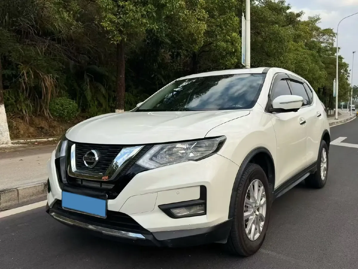 2021 Nissan X-Trail 2.0L 151HP L4 CVT,autocango,china used car exporter,china ev exporter,chinese used car exporter,chinese used ev exporter