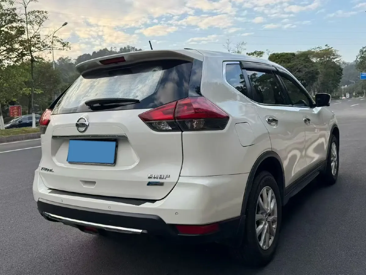 2021 Nissan X-Trail 2.0L 151HP L4 CVT,autocango,china used car exporter,china ev exporter,chinese used car exporter,chinese used ev exporter