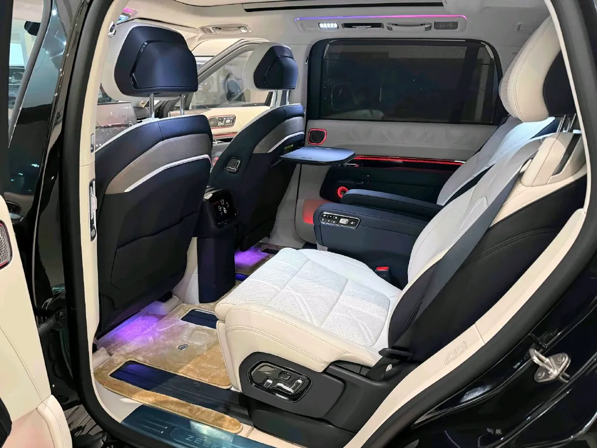 2025 Zeekr 9X 2.0T 279HP L4 1DHT PHEV,autocango,china used car exporter,china ev exporter,chinese used car exporter,chinese used ev exporter