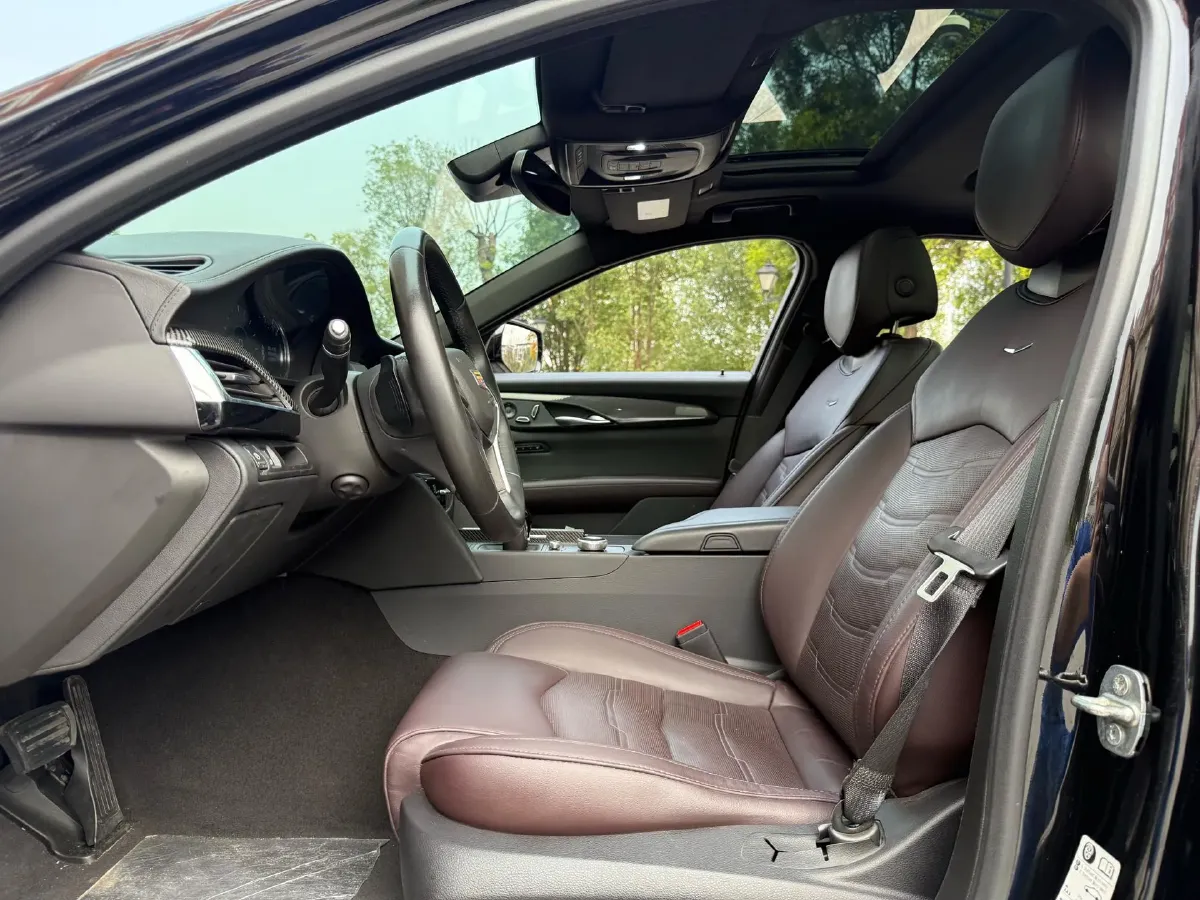 2022 Cadillac CT6 2.0T 237HP L4 10AT,autocango,china used car exporter,china ev exporter,chinese used car exporter,chinese used ev exporter