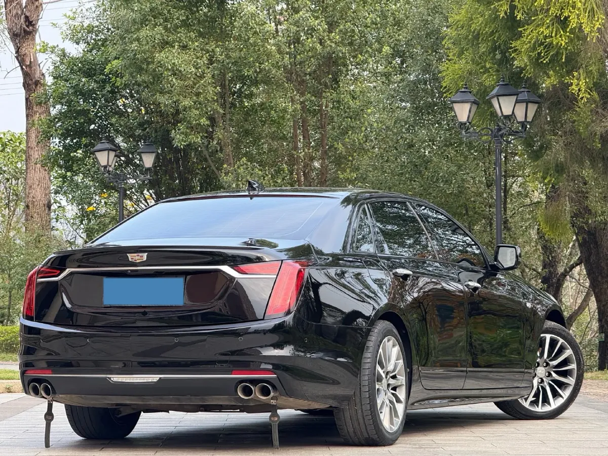 2022 Cadillac CT6 2.0T 237HP L4 10AT,autocango,china used car exporter,china ev exporter,chinese used car exporter,chinese used ev exporter