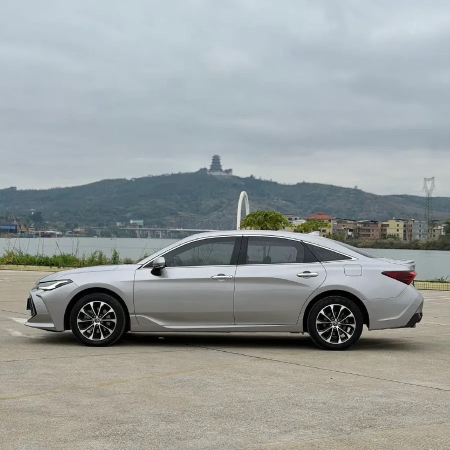2023 Toyota Avalon 2.5L 207HP L4 8AT,autocango,china used car exporter,china ev exporter,chinese used car exporter,chinese used ev exporter