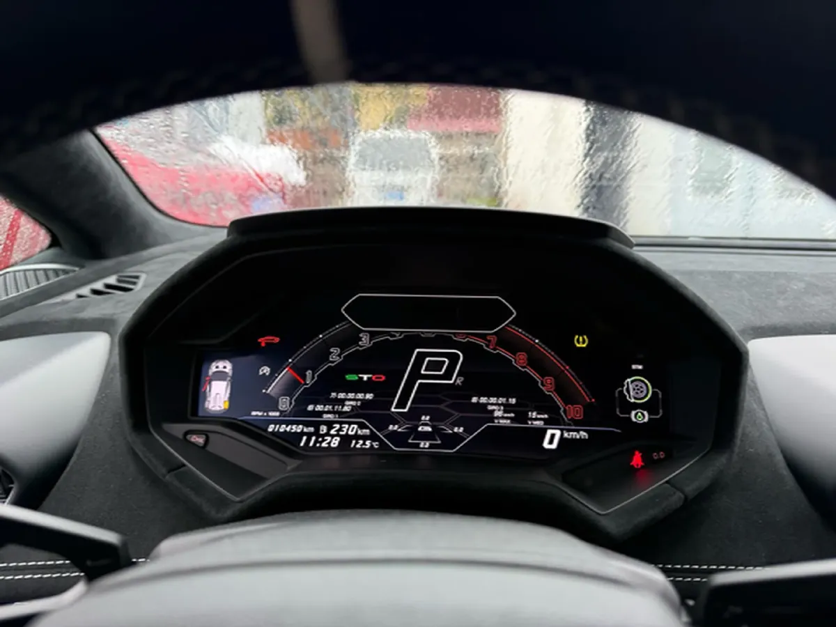 2021 Lamborghini Huracán 5.2L 640HP V10 7DCT,autocango,china used car exporter,china ev exporter,chinese used car exporter,chinese used ev exporter