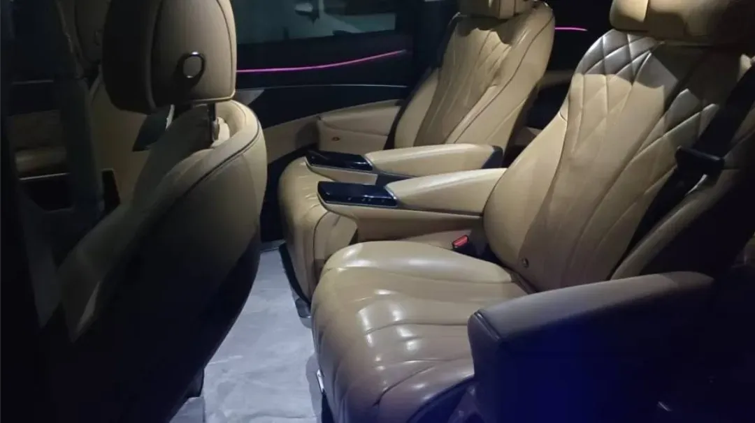 2024 Denza D9 1.5T 139HP L4 E-CVT PHEV 40KWH,autocango,china used car exporter,china ev exporter,chinese used car exporter,chinese used ev exporter