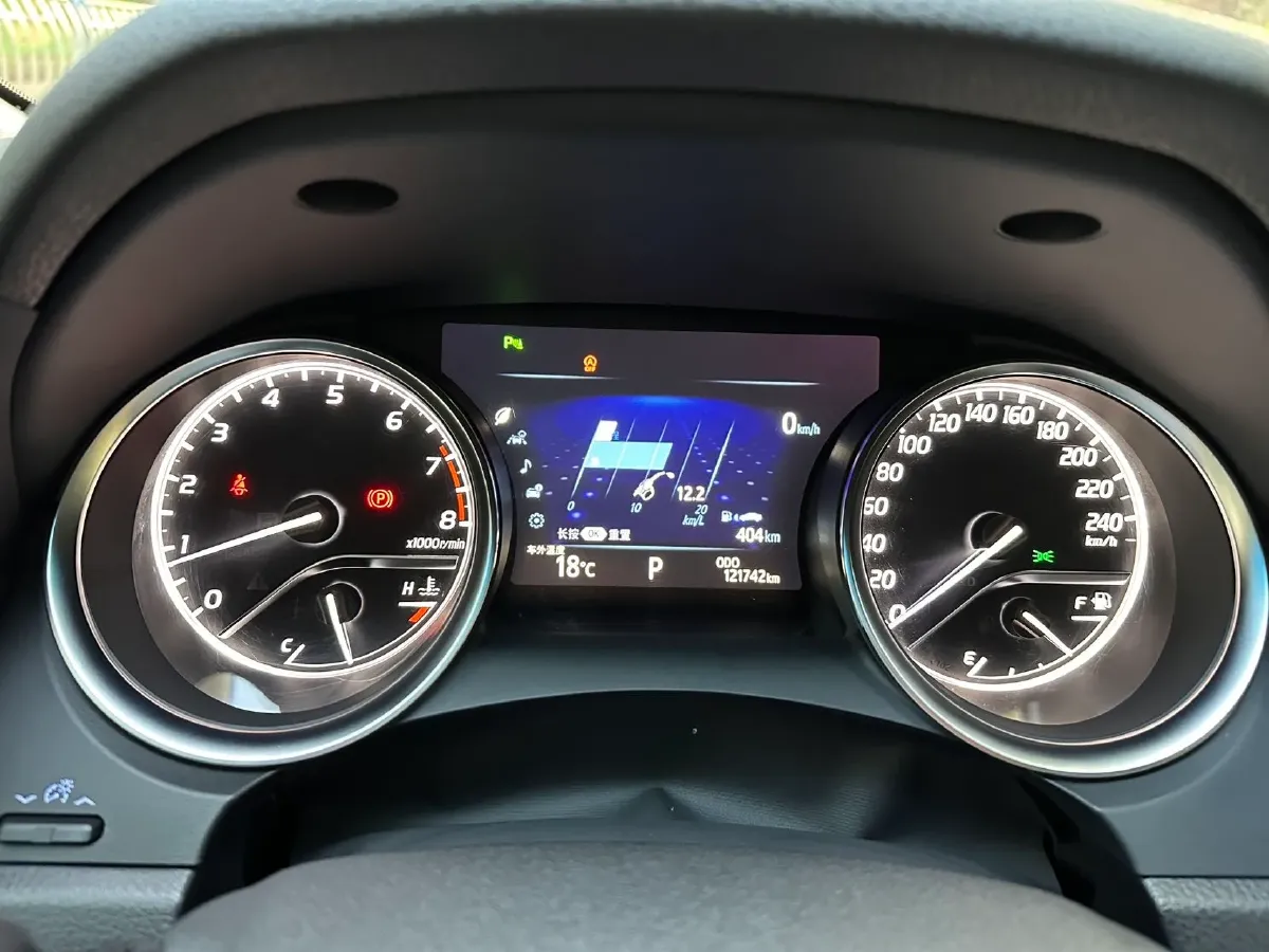 2018 Toyota Camry 2.0L 169HP L4 6AT,autocango,china used car exporter,china ev exporter,chinese used car exporter,chinese used ev exporter