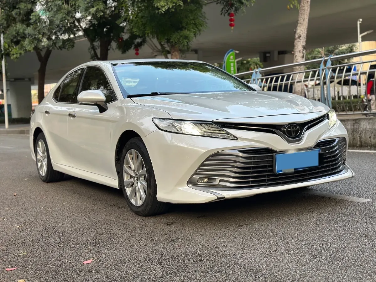 2018 Toyota Camry 2.0L 169HP L4 6AT,autocango,china used car exporter,china ev exporter,chinese used car exporter,chinese used ev exporter