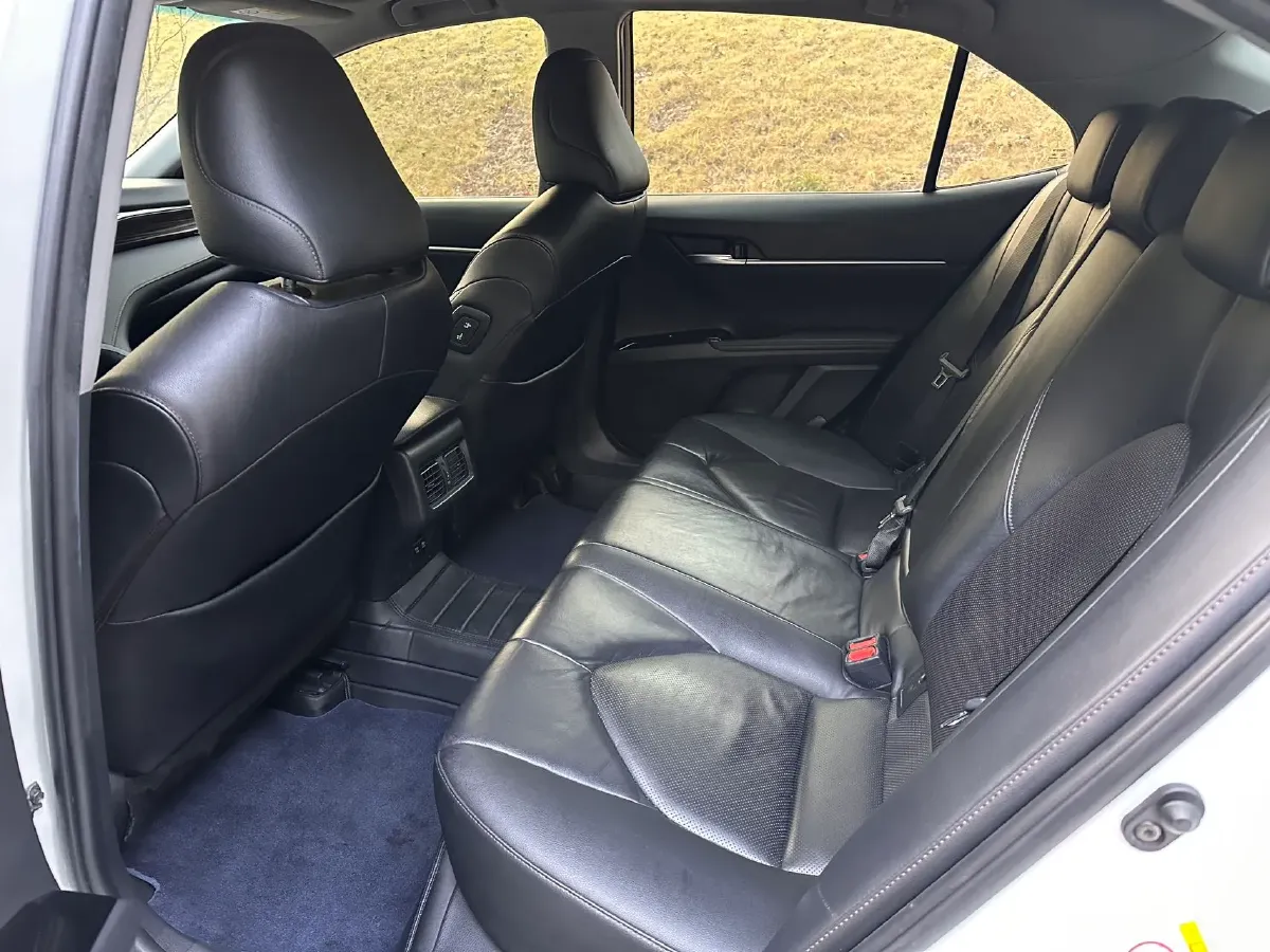 2018 Toyota Camry 2.0L 169HP L4 6AT,autocango,china used car exporter,china ev exporter,chinese used car exporter,chinese used ev exporter