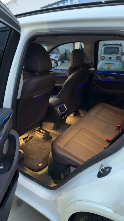 2022 BMW X3 2.0T 252HP L4 8AT,autocango,china used car exporter,china ev exporter,chinese used car exporter,chinese used ev exporter