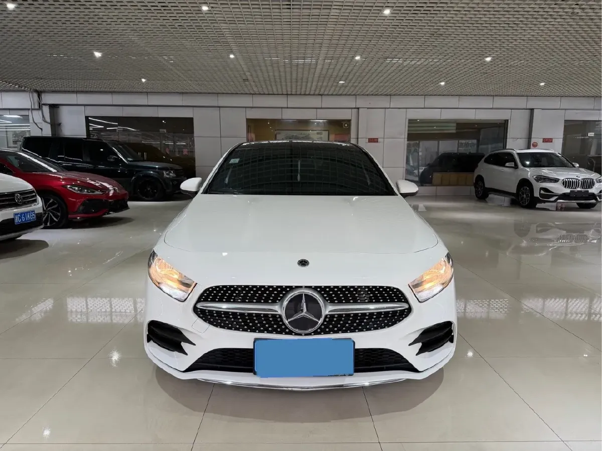 2021 Mercedes-Benz A Class 1.3T 136HP L4 7DCT,autocango,china used car exporter,china ev exporter,chinese used car exporter,chinese used ev exporter