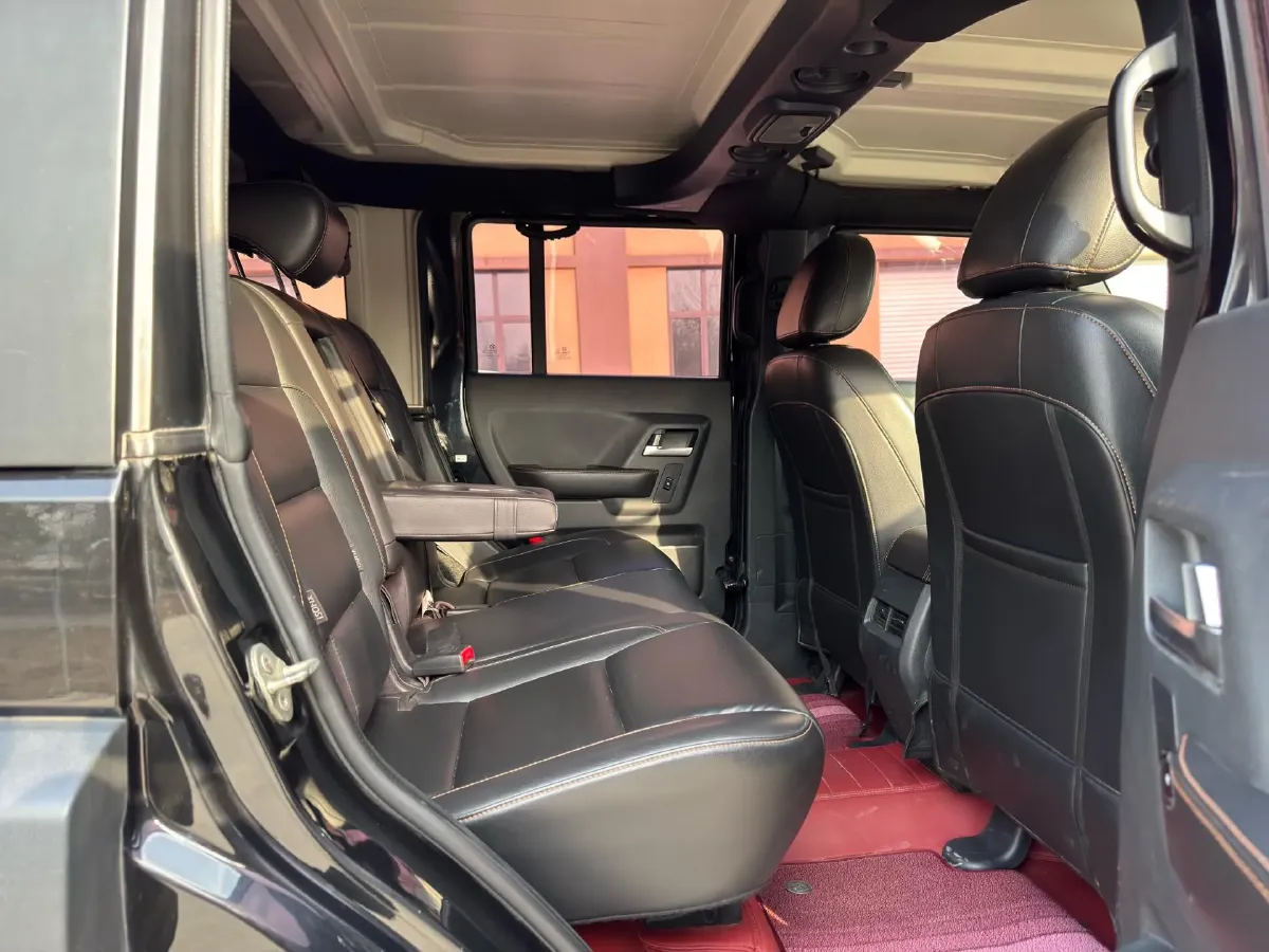 2016 Beijing BJ40 2.0T 204HP L4 5MT,autocango,china used car exporter,china ev exporter,chinese used car exporter,chinese used ev exporter