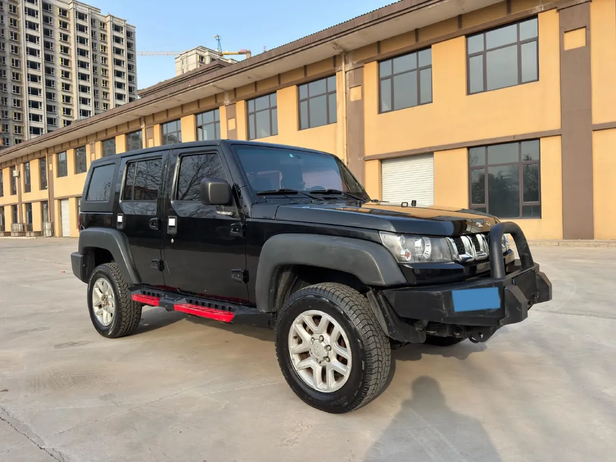 2016 Beijing BJ40 2.0T 204HP L4 5MT,autocango,china used car exporter,china ev exporter,chinese used car exporter,chinese used ev exporter