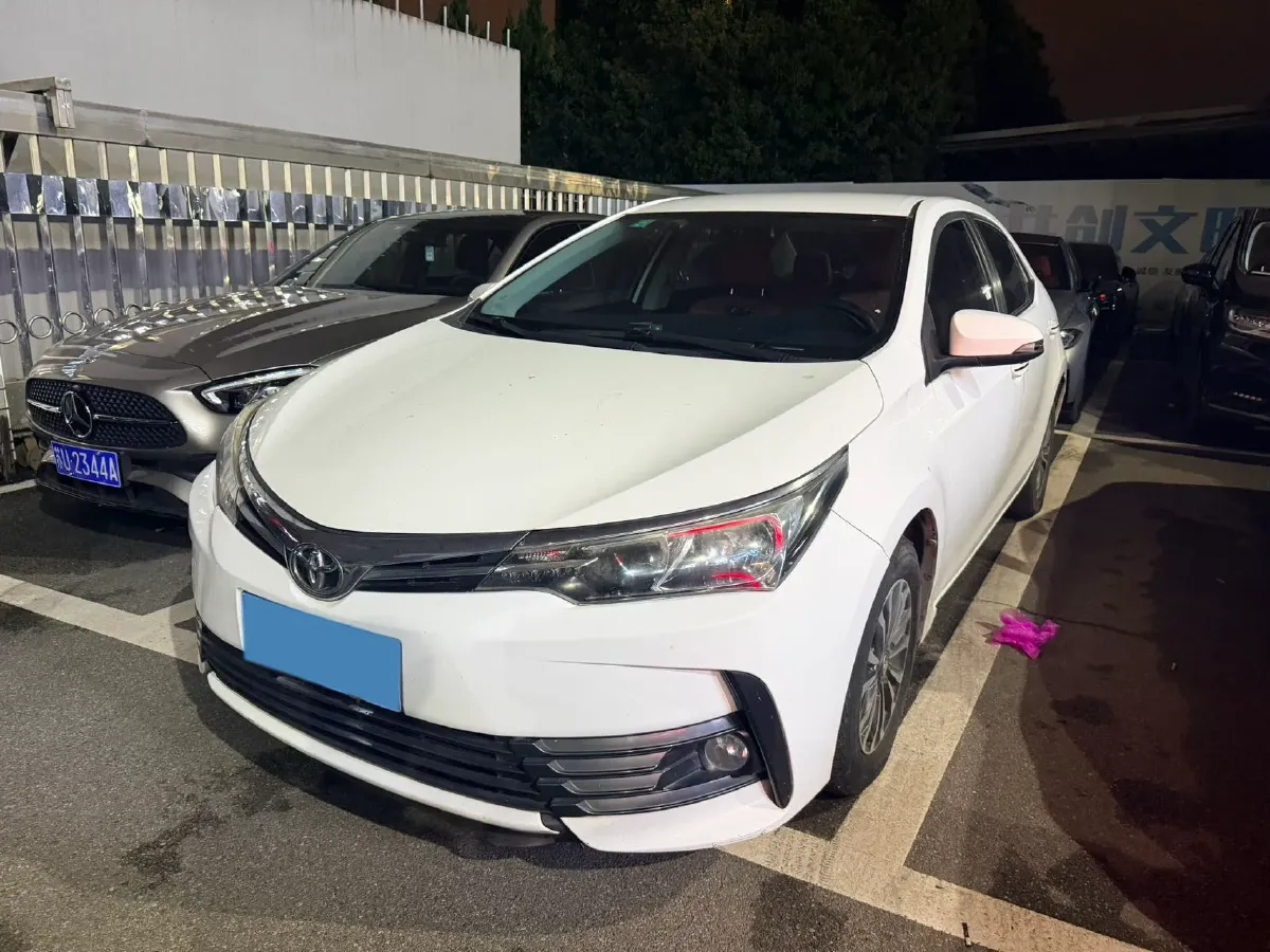 2017 Toyota Corolla 1.2T 116HP L4 CVT,autocango,china used car exporter,china ev exporter,chinese used car exporter,chinese used ev exporter