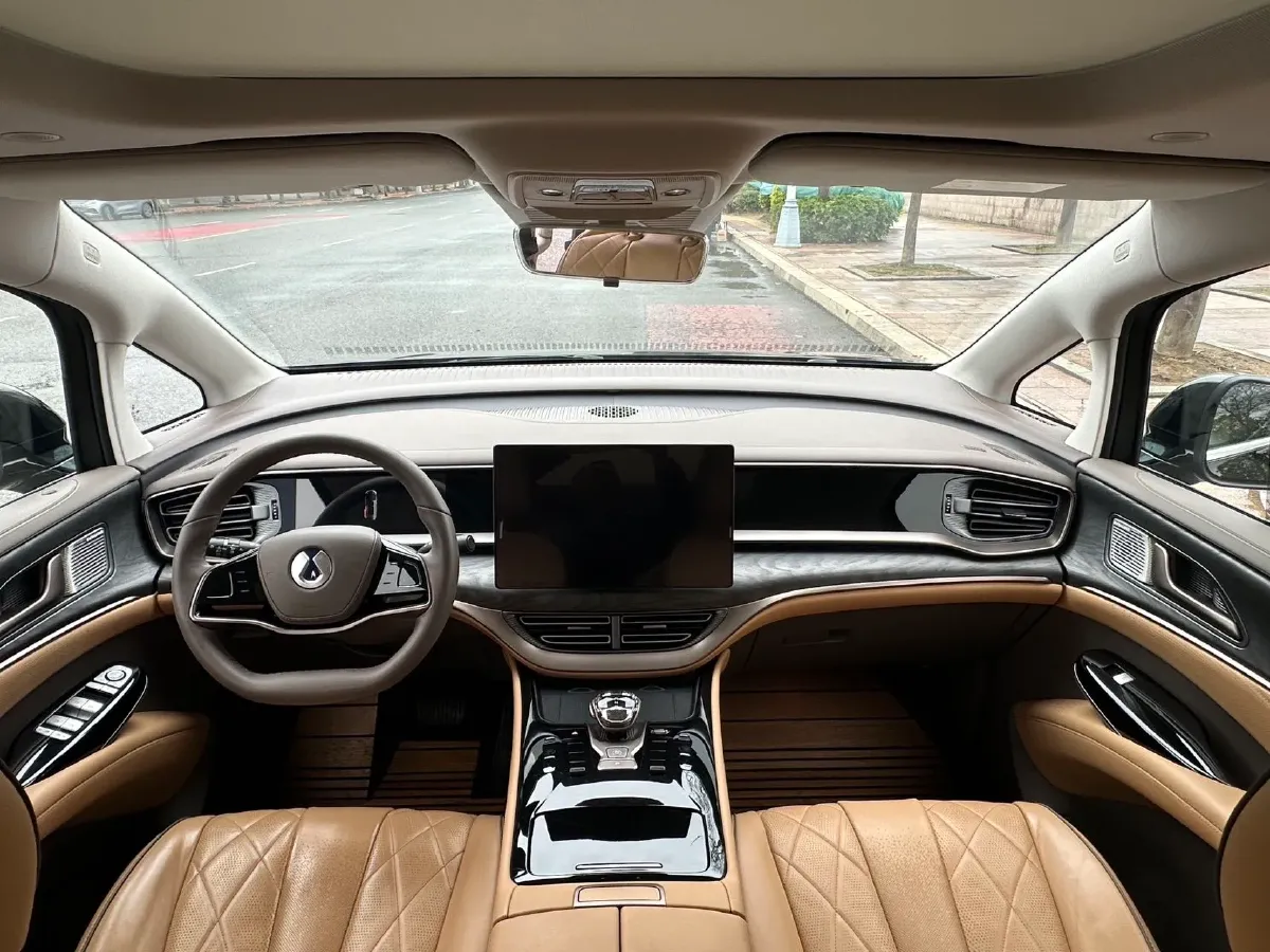 2022 HongQi HS7 3.0T 337HP V6 8AT,autocango,china used car exporter,china ev exporter,chinese used car exporter,chinese used ev exporter