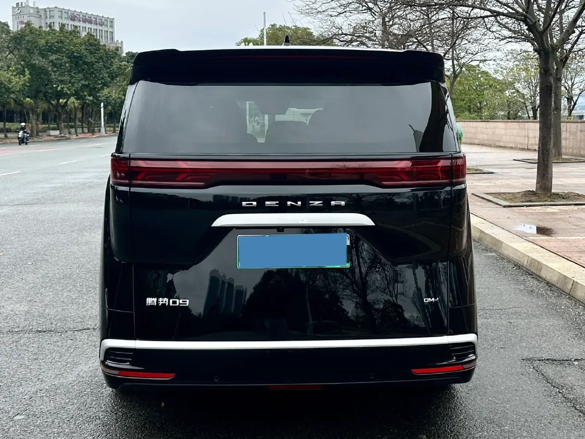 2022 HongQi HS7 3.0T 337HP V6 8AT,autocango,china used car exporter,china ev exporter,chinese used car exporter,chinese used ev exporter
