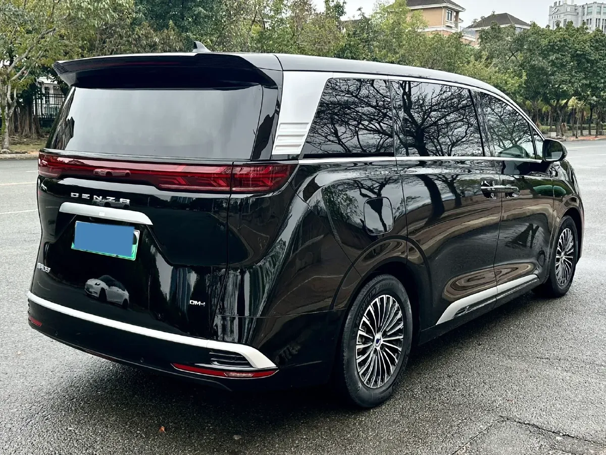 2022 HongQi HS7 3.0T 337HP V6 8AT,autocango,china used car exporter,china ev exporter,chinese used car exporter,chinese used ev exporter