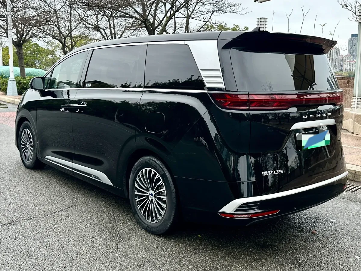 2022 HongQi HS7 3.0T 337HP V6 8AT,autocango,china used car exporter,china ev exporter,chinese used car exporter,chinese used ev exporter