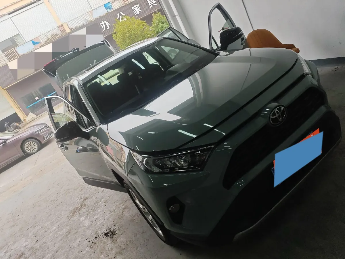 2020 Toyota RAV4 2.0L 171HP L4 CVT,autocango,china used car exporter,china ev exporter,chinese used car exporter,chinese used ev exporter
