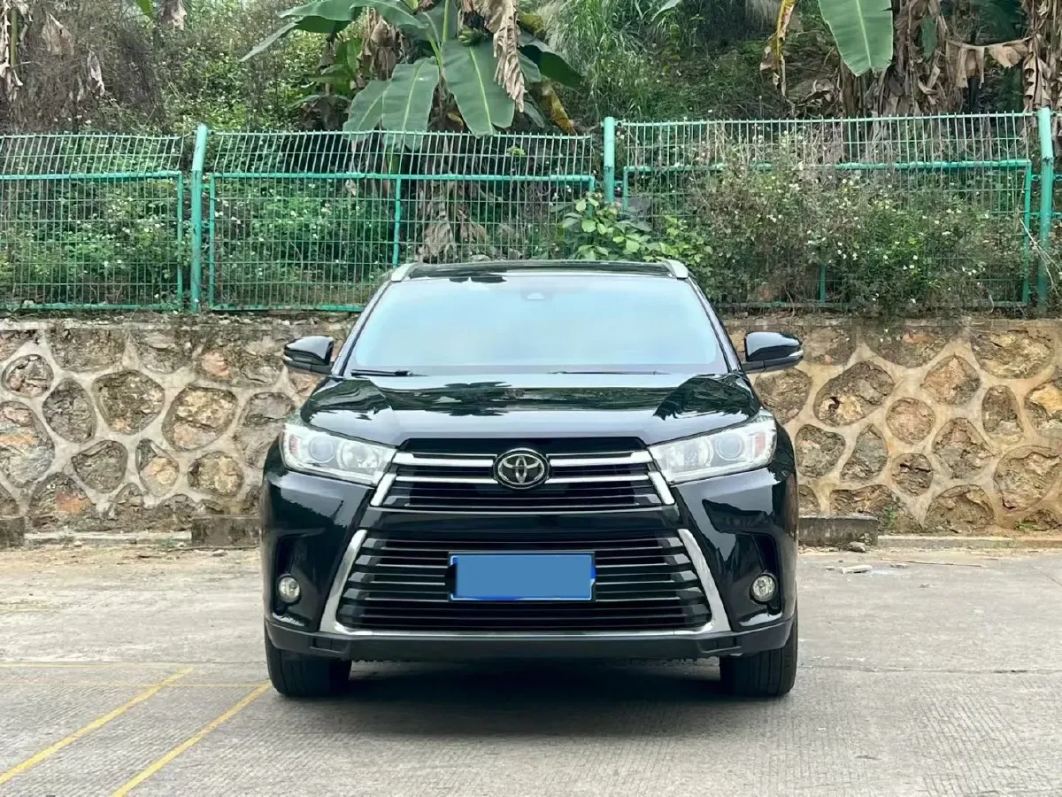 2019 Lincoln MKC 2.0T 203HP L4 6AT,autocango,china used car exporter,china ev exporter,chinese used car exporter,chinese used ev exporter