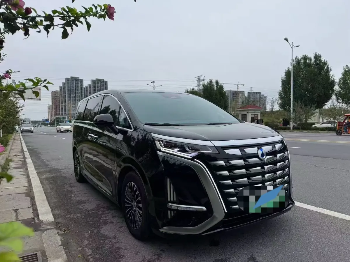 2022 Mercedes-Benz GLC Class 2.0T 197HP L4 9AT,autocango,china used car exporter,china ev exporter,chinese used car exporter,chinese used ev exporter