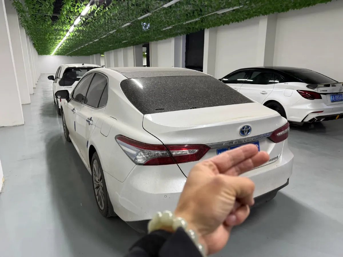 2019 Toyota Camry 2.5L 178HP L4 E-CVT Hybrid,autocango,china used car exporter,china ev exporter,chinese used car exporter,chinese used ev exporter