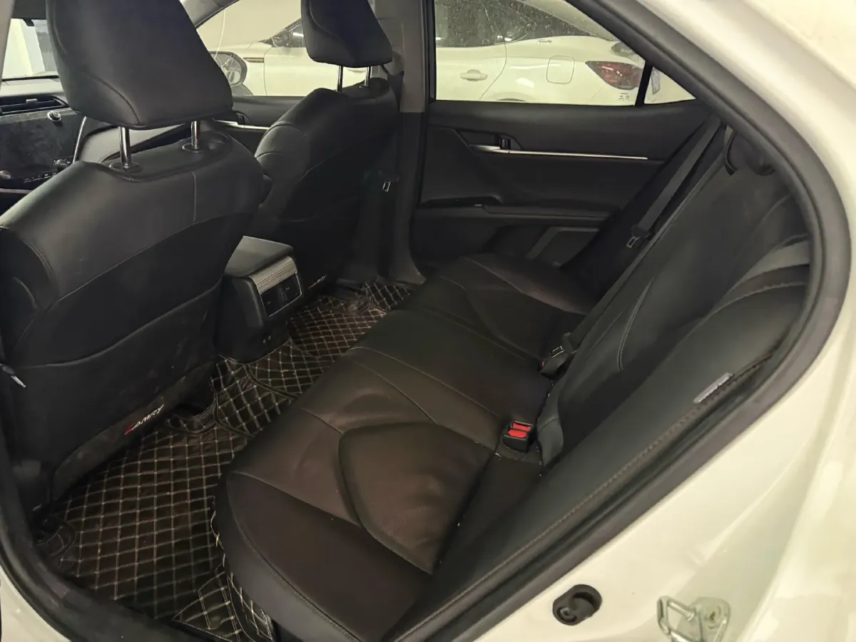 2019 Toyota Camry 2.5L 178HP L4 E-CVT Hybrid,autocango,china used car exporter,china ev exporter,chinese used car exporter,chinese used ev exporter