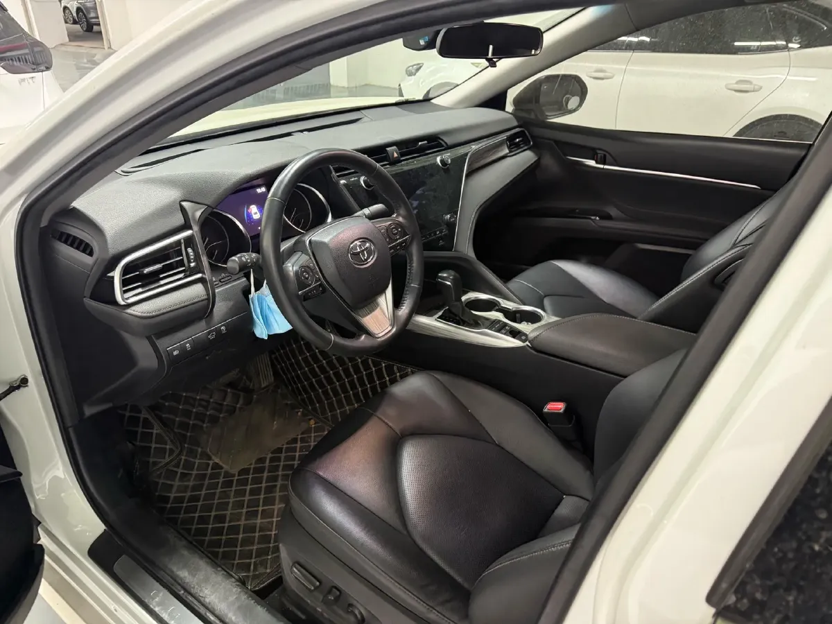 2019 Toyota Camry 2.5L 178HP L4 E-CVT Hybrid,autocango,china used car exporter,china ev exporter,chinese used car exporter,chinese used ev exporter