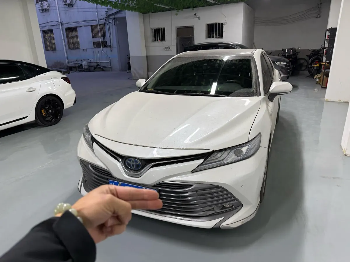 2019 Toyota Camry 2.5L 178HP L4 E-CVT Hybrid,autocango,china used car exporter,china ev exporter,chinese used car exporter,chinese used ev exporter
