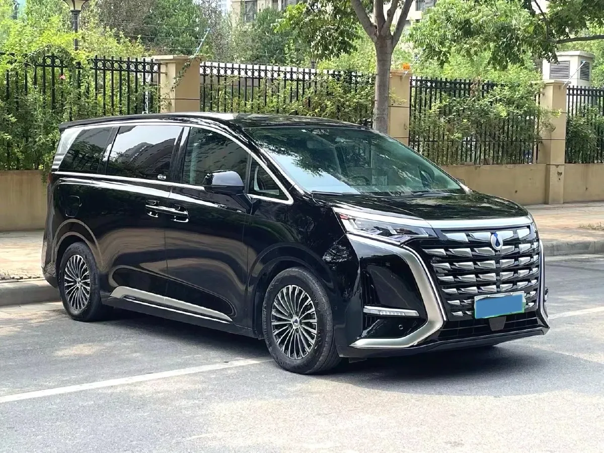 2022 Mercedes-Benz GLC Class 2.0T 197HP L4 9AT,autocango,china used car exporter,china ev exporter,chinese used car exporter,chinese used ev exporter