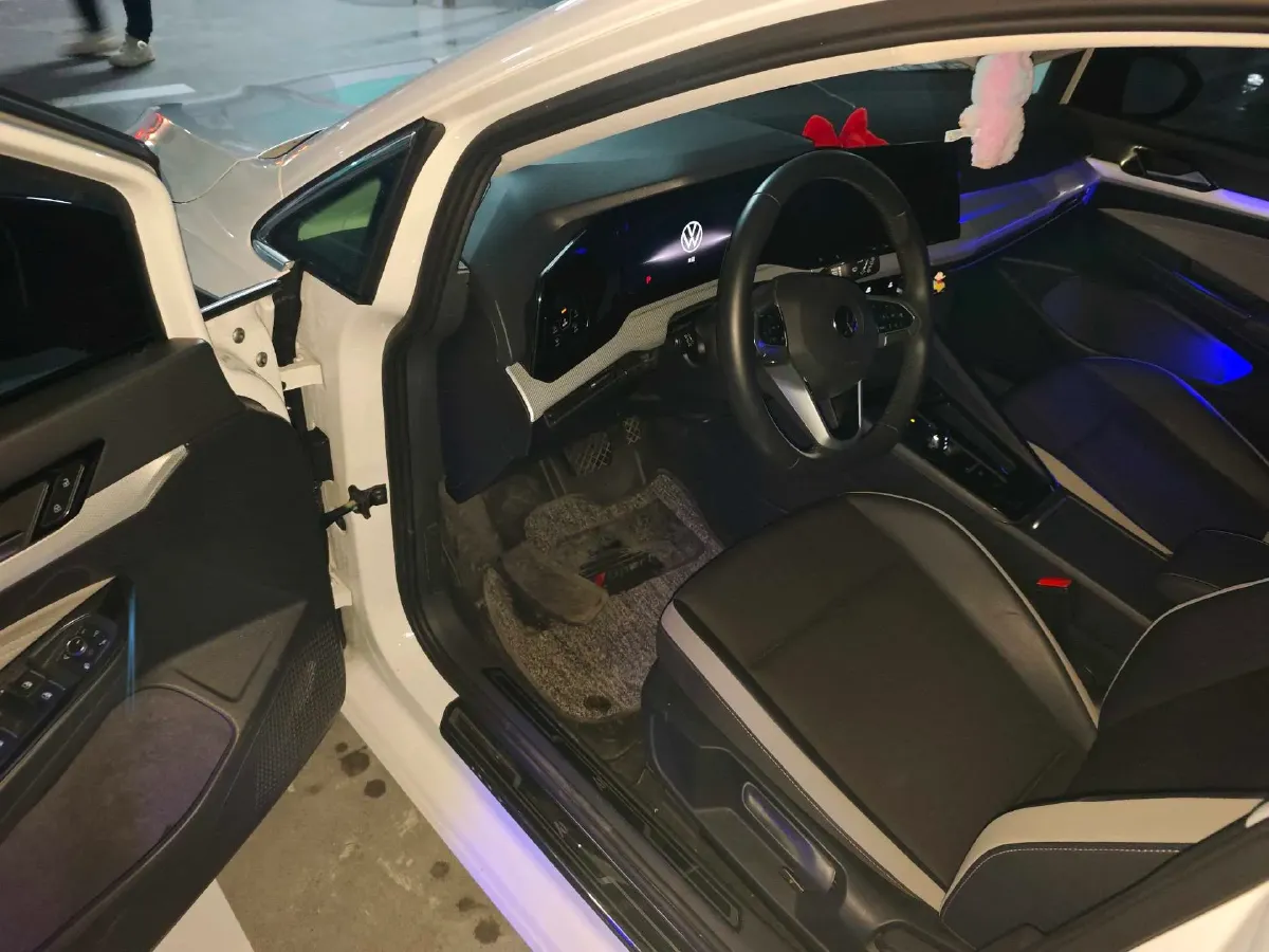 2021 Volkswagen Golf 1.4T 150HP L4 7DCT,autocango,china used car exporter,china ev exporter,chinese used car exporter,chinese used ev exporter