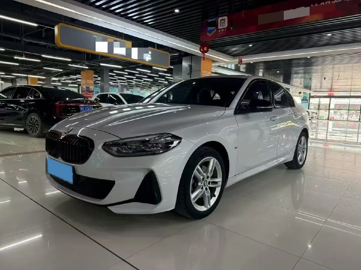 2022 BMW 1 Series 1.5T 140HP L3 7DCT,autocango,china used car exporter,china ev exporter,chinese used car exporter,chinese used ev exporter