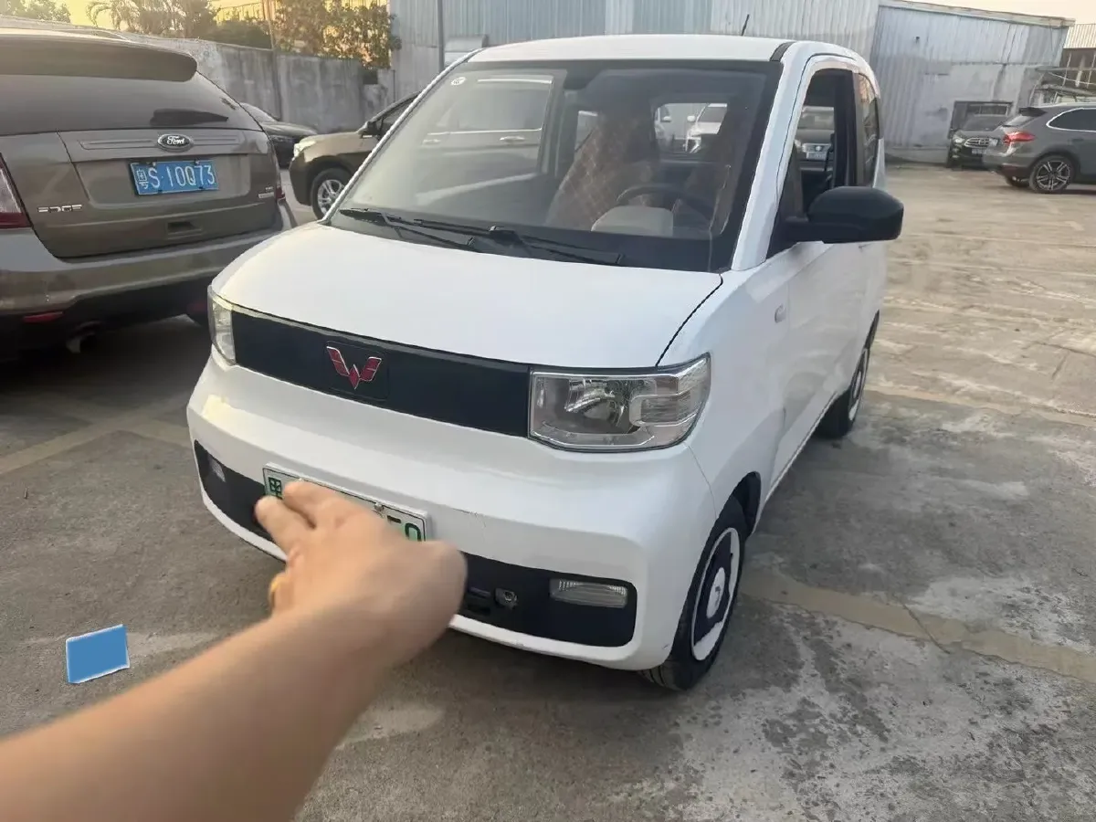 2022 LingBox uni BEV 11.52KWH,autocango,china used car exporter,china ev exporter,chinese used car exporter,chinese used ev exporter