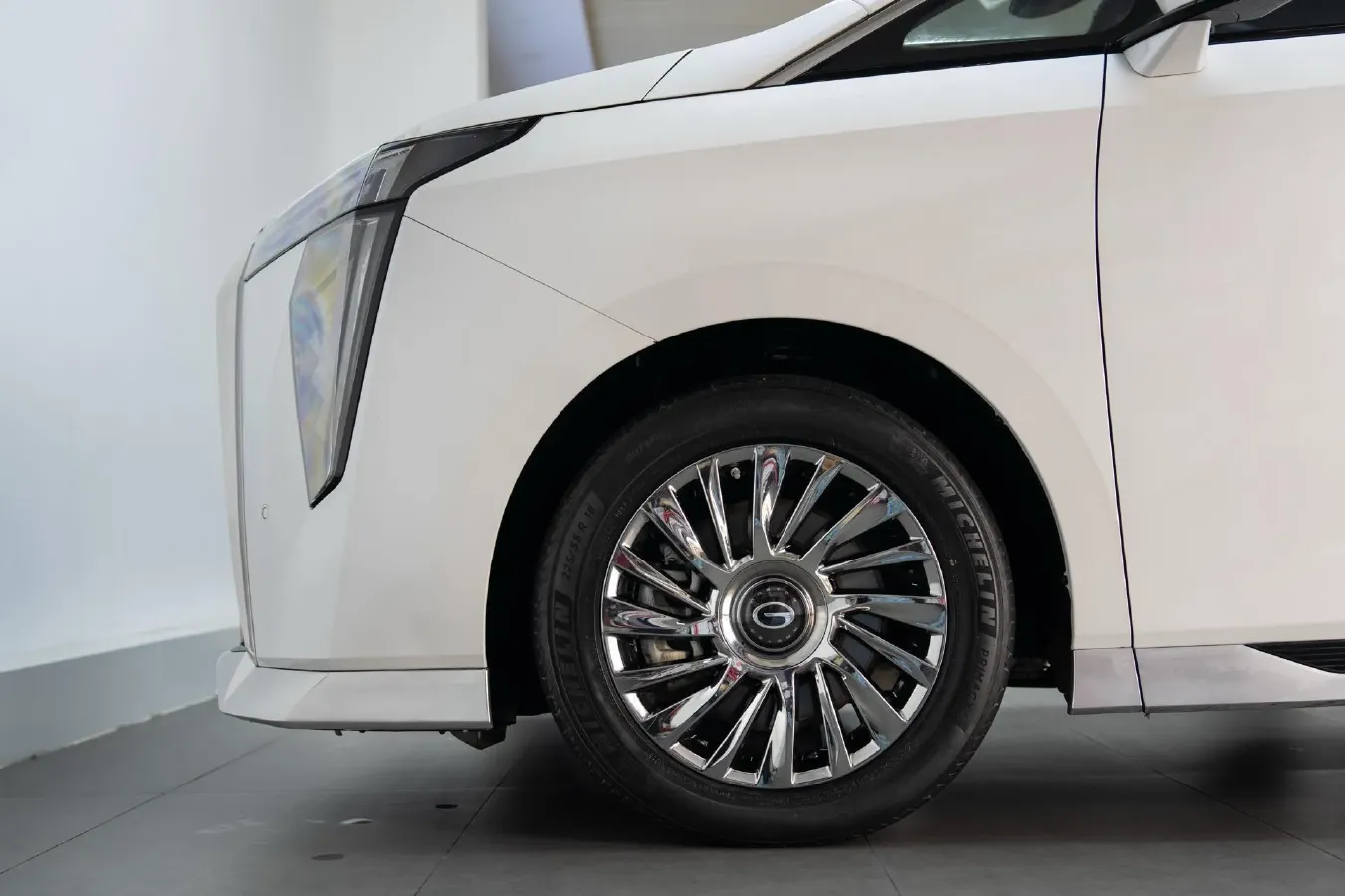 2023 GAC Trumpchi M8 2.0T 252HP L4 8AT,autocango,china used car exporter,china ev exporter,chinese used car exporter,chinese used ev exporter