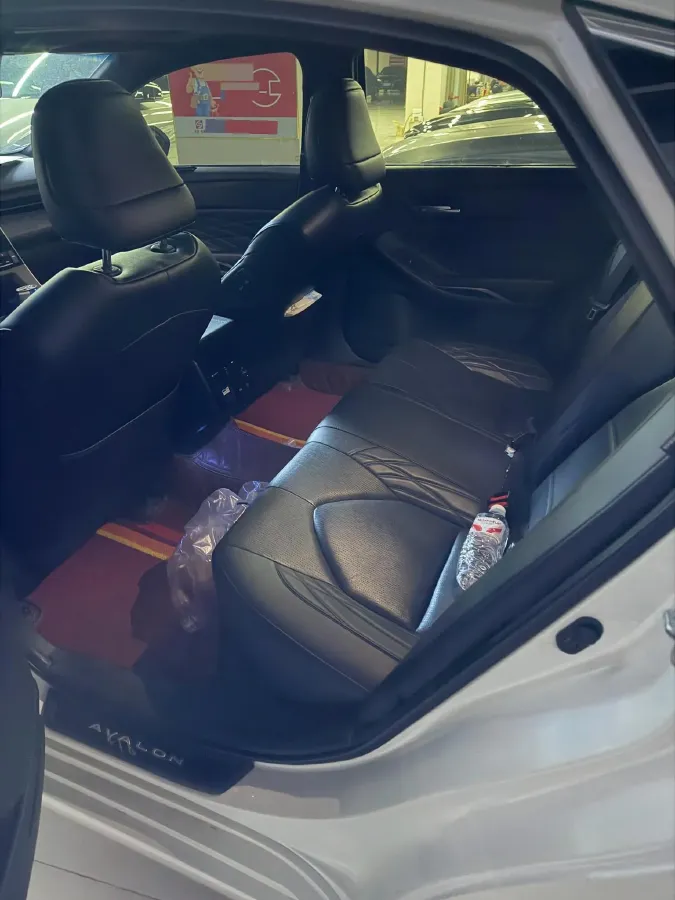 2019 Toyota Avalon 2.5L 209HP L4 8AT,autocango,china used car exporter,china ev exporter,chinese used car exporter,chinese used ev exporter