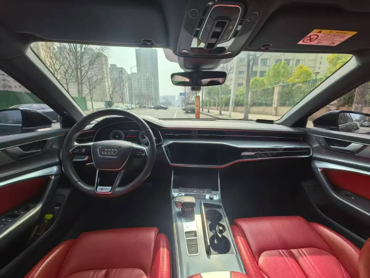 2020 Audi A6L 2.0T 224HP L4 7DCT,autocango,china used car exporter,china ev exporter,chinese used car exporter,chinese used ev exporter