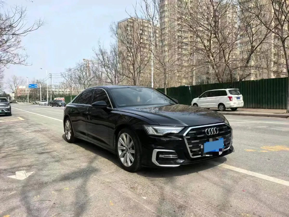 2020 Audi A6L 2.0T 224HP L4 7DCT,autocango,china used car exporter,china ev exporter,chinese used car exporter,chinese used ev exporter